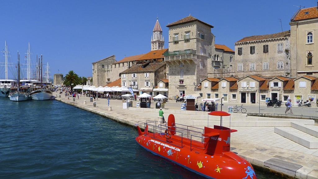 Apartments Mirjana Trogir Buitenkant foto