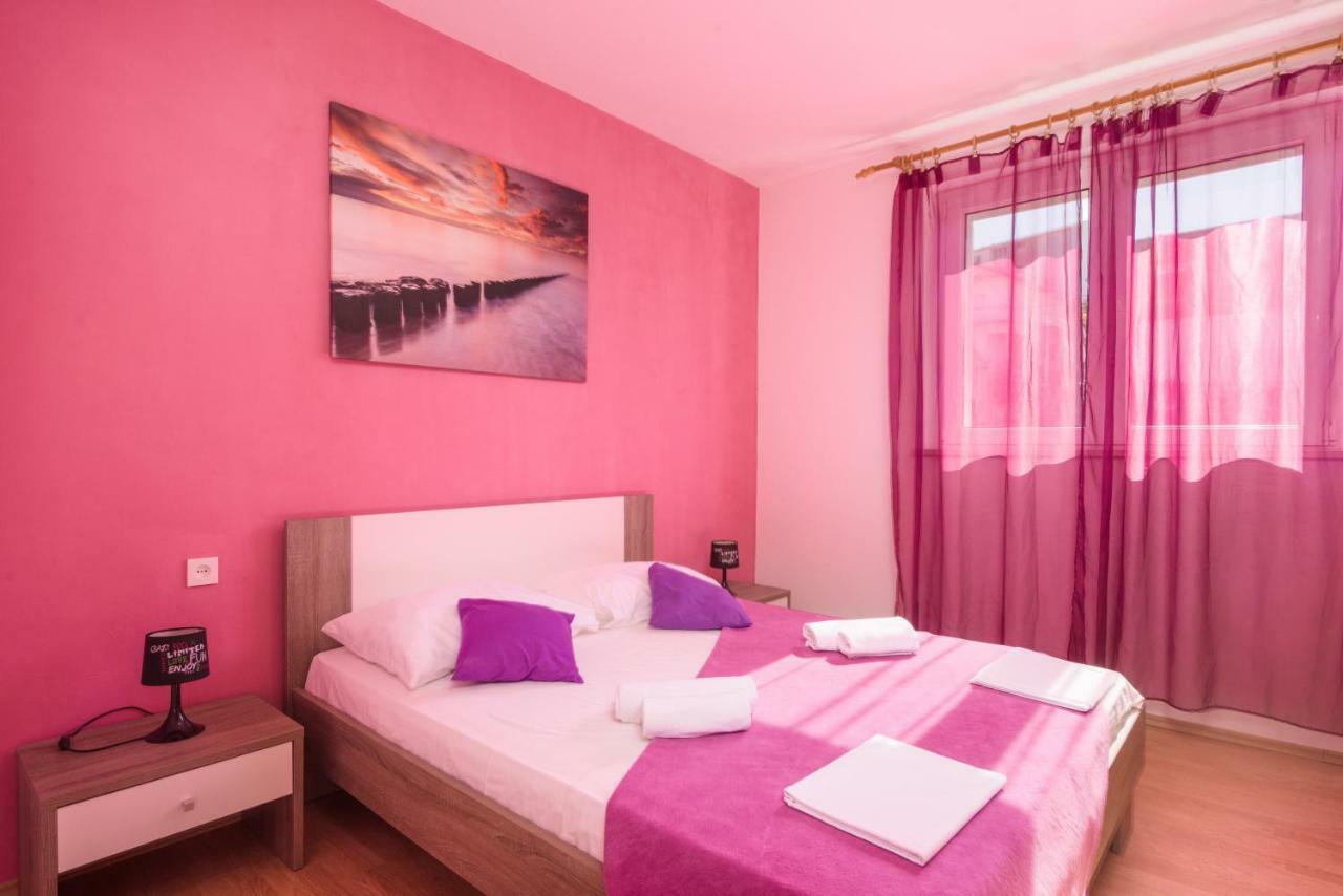 Apartments Mirjana Trogir Buitenkant foto