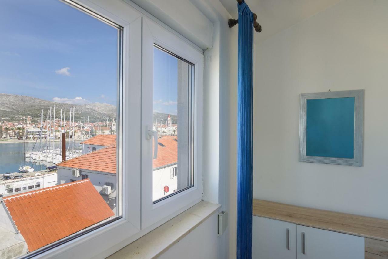 Apartments Mirjana Trogir Buitenkant foto