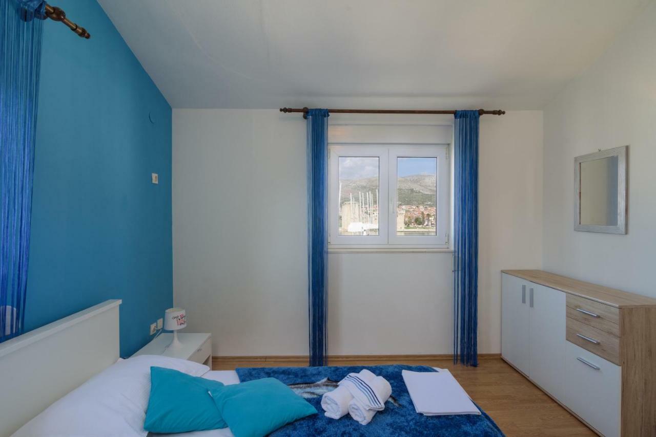 Apartments Mirjana Trogir Buitenkant foto