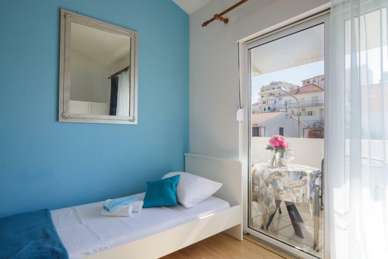Apartments Mirjana Trogir Buitenkant foto